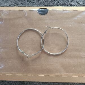 Sliver Hoop Earrings!